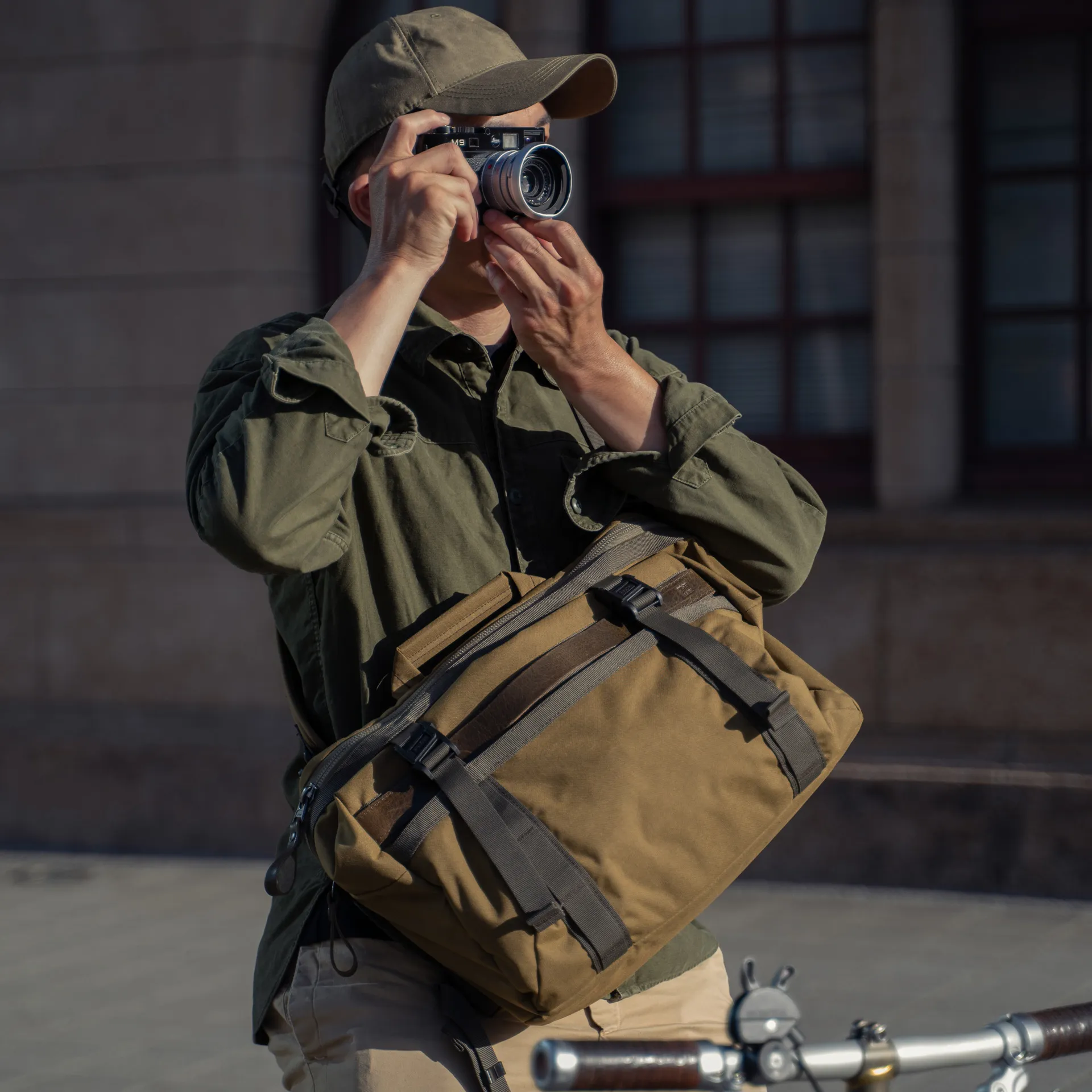 LIGHTNING RIDER V2 Sling Bag 13L