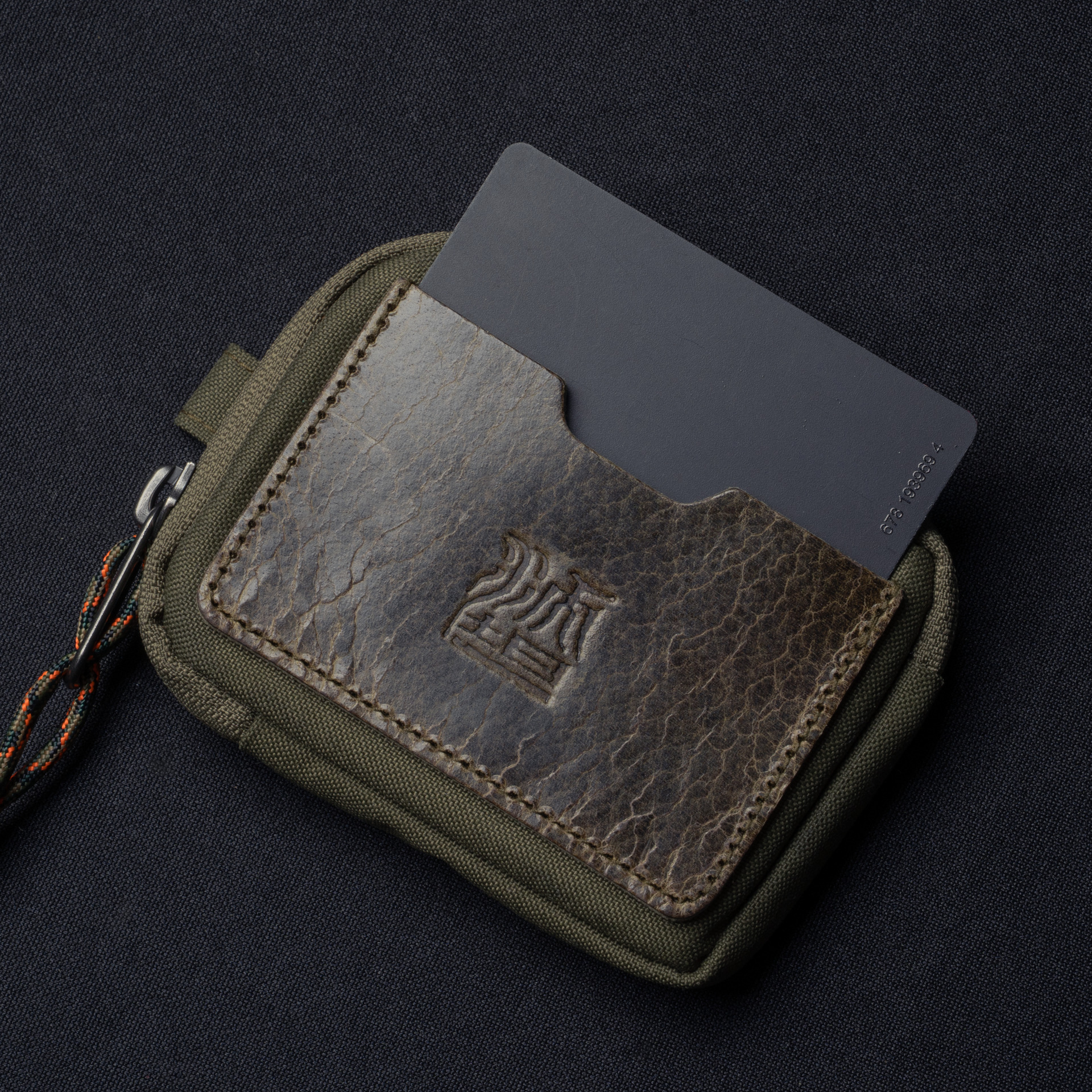 NYLON + LEATHER ESSENTIAL WALLET (2025 Father’s Day Limited Edition)