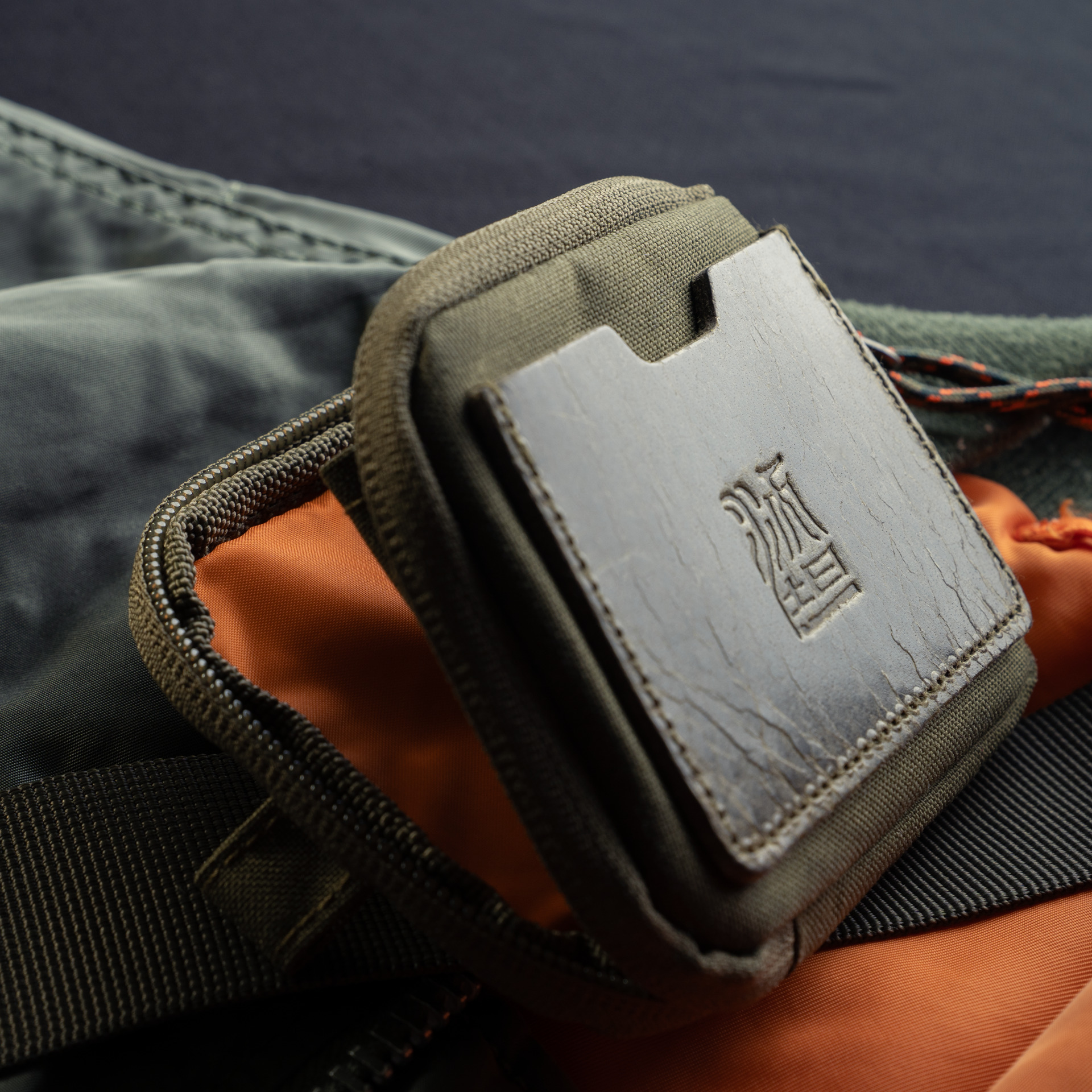 NYLON + LEATHER ESSENTIAL WALLET (2025 Father’s Day Limited Edition)