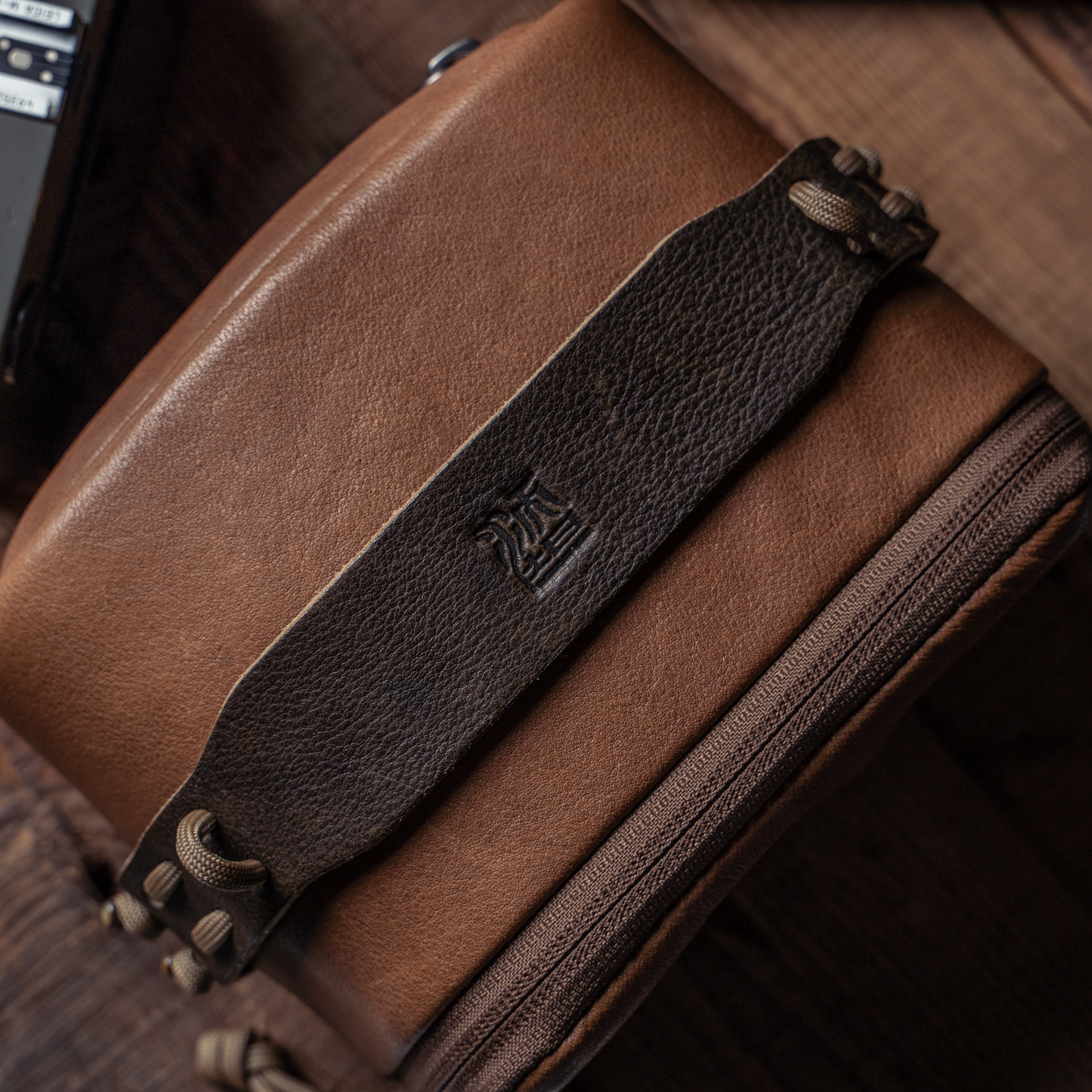 Full Leather Portable Camera Pouch L