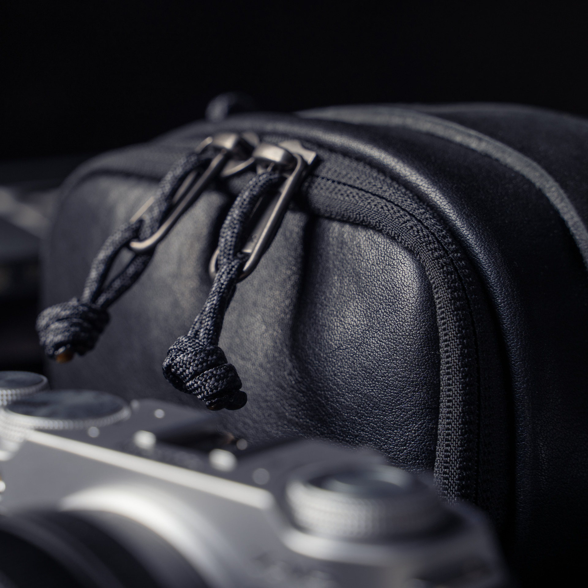 皮革隨身相機小包 ML