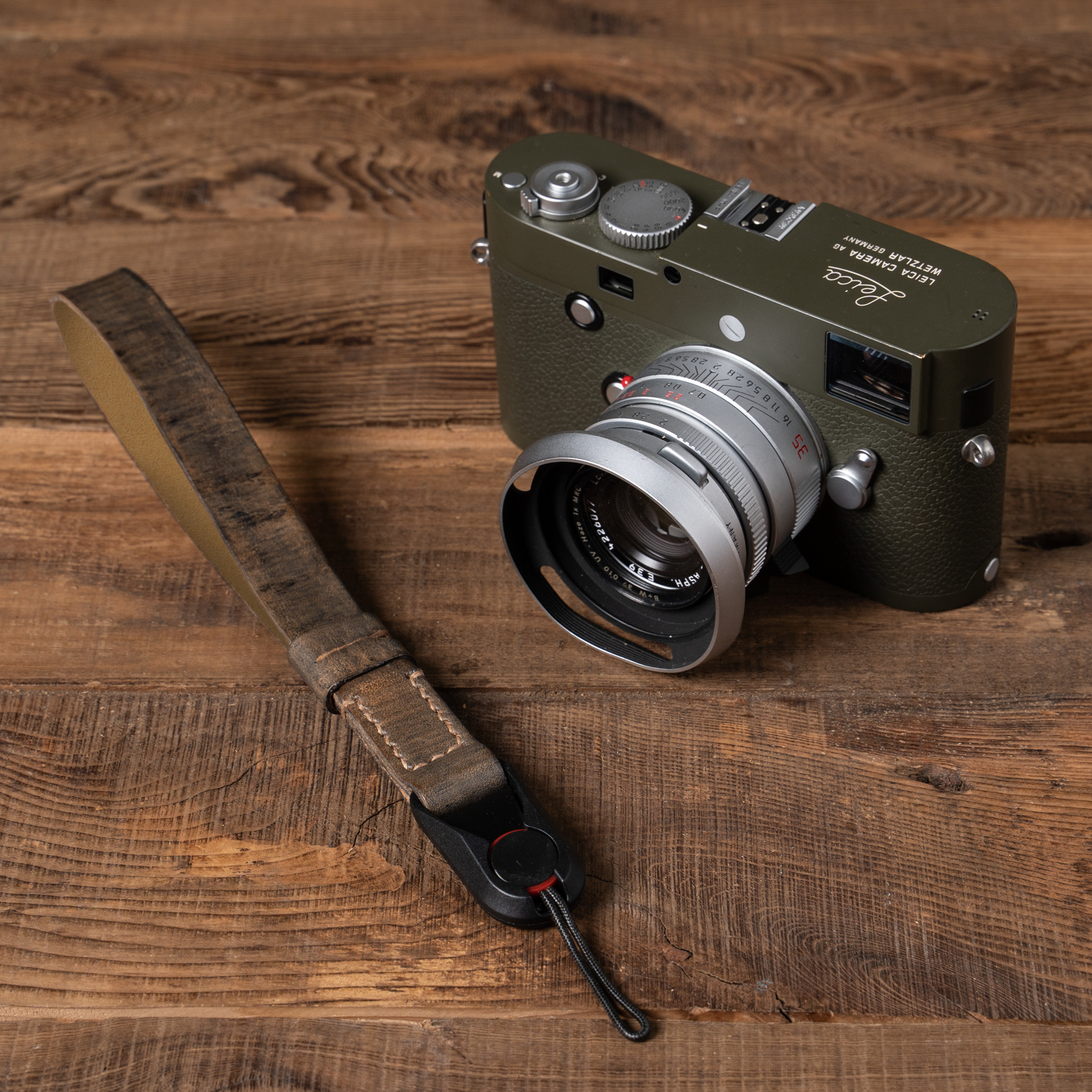 Hand Aged Leather Camera Wrist Strap 002 (Peak Design Anchor Link)