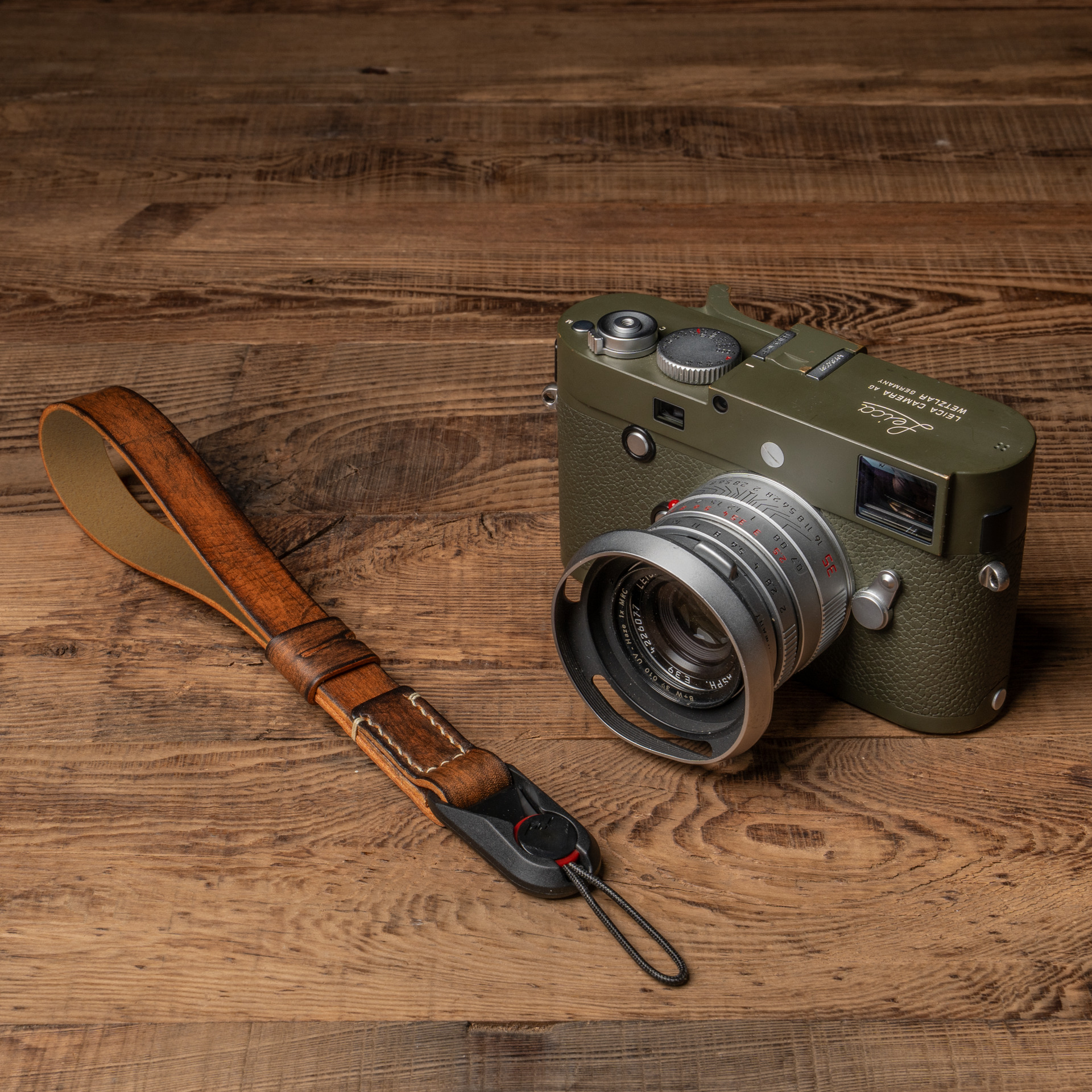 Hand Aged Leather Camera Wrist Strap 008 (Peak Design Anchor Link)