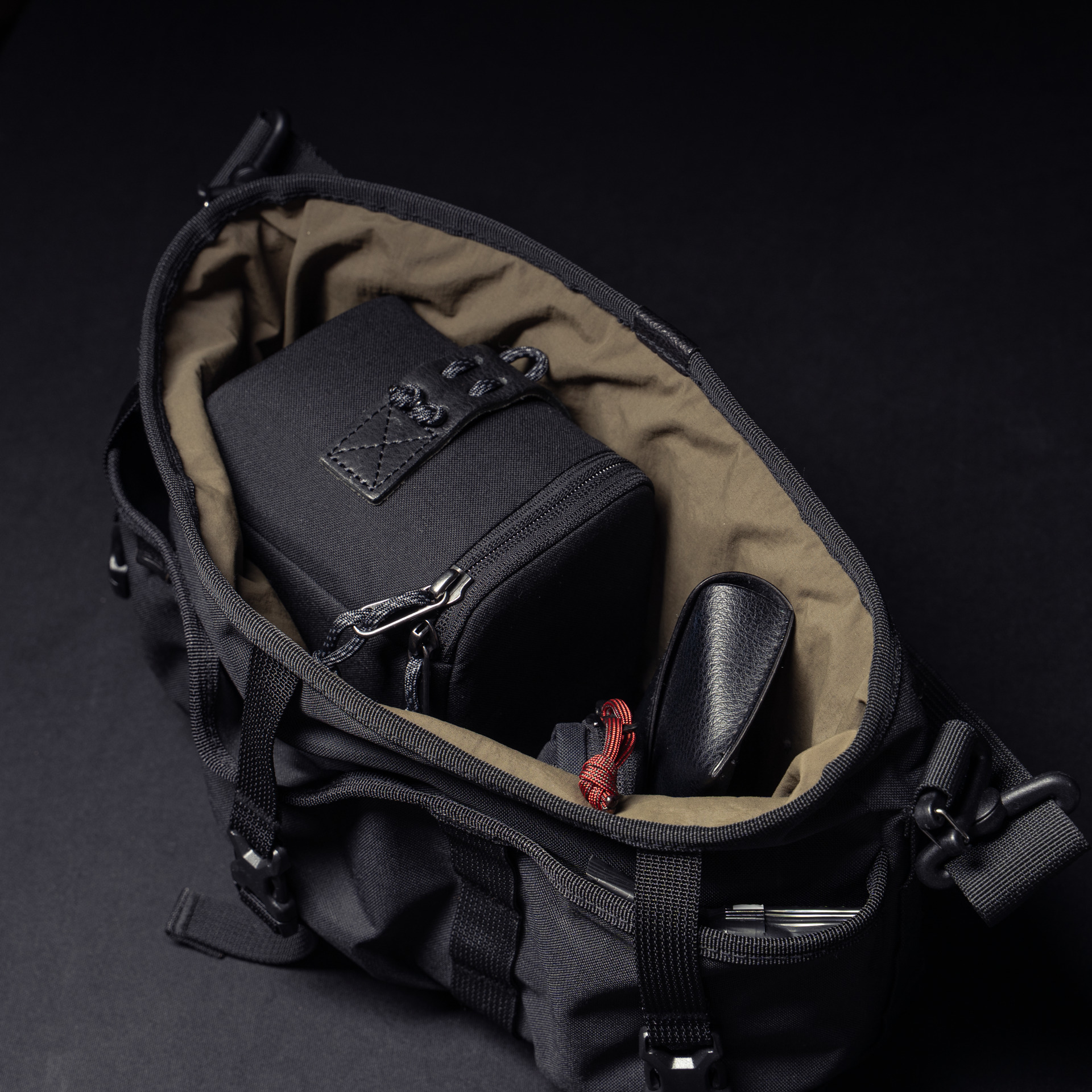Portable Camera Pouch L