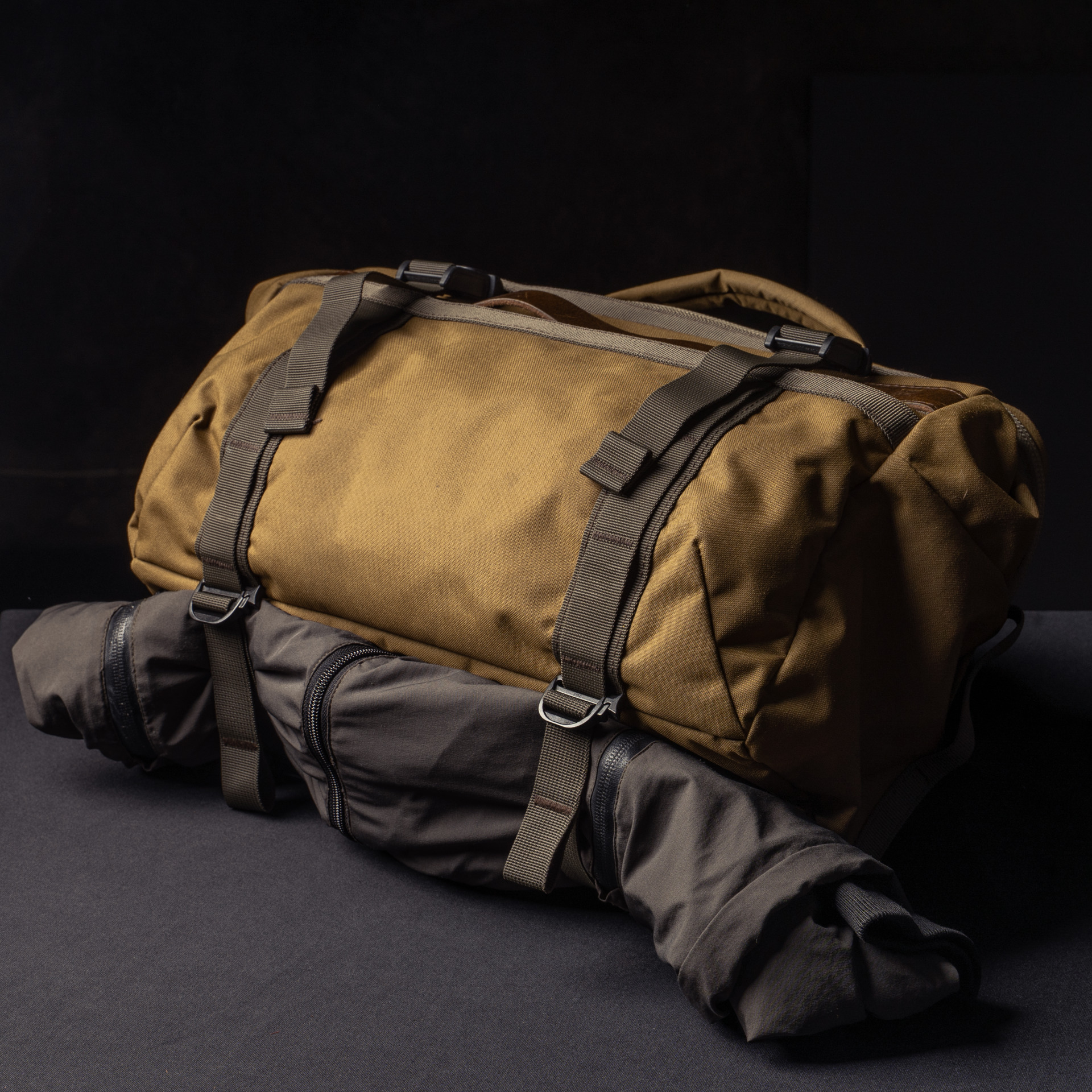 LIGHTNING RIDER V2 Sling Bag 13L