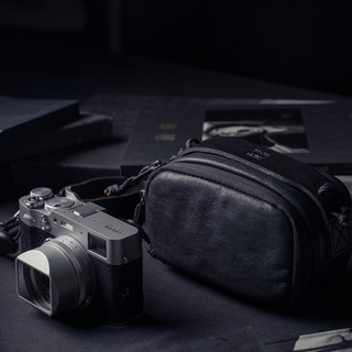 Full Leather Portable Camera Pouch M