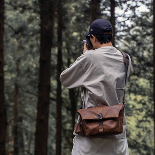 "PILOT" LEATHER TRAVEL CAMERA BAG 7L UPGRADED