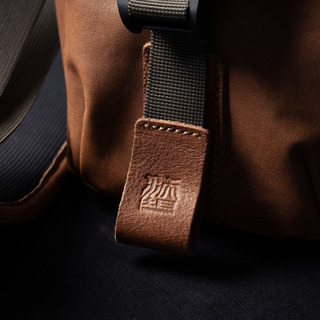 "PILOT" LEATHER TRAVEL CAMERA BAG 2L UPGRADED