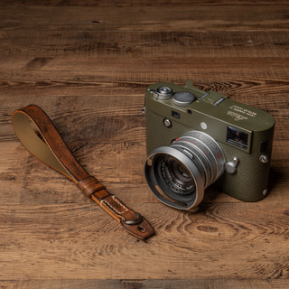 Hand Aged Leather Camera Wrist Strap 008 (Cura Split Ring)