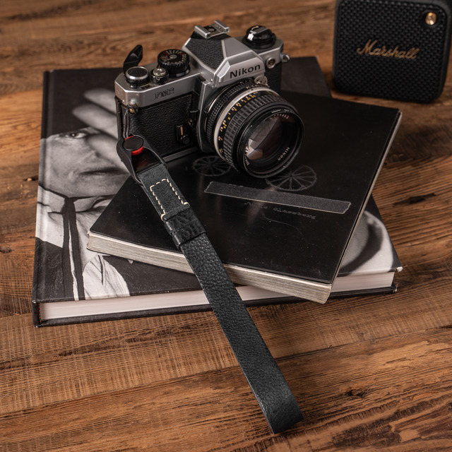 Full Leather Camera Wrist Strap 000 (Peak Design Anchor Link)