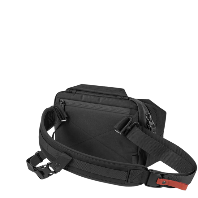 Fixed Padding with 3-Point Stabilization Strap